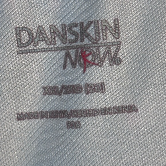 Danskin NRW Fitted Abstract Print Capri Leggings XXL/2XG (20)  Active/Athleisure - Picture 2 of 8